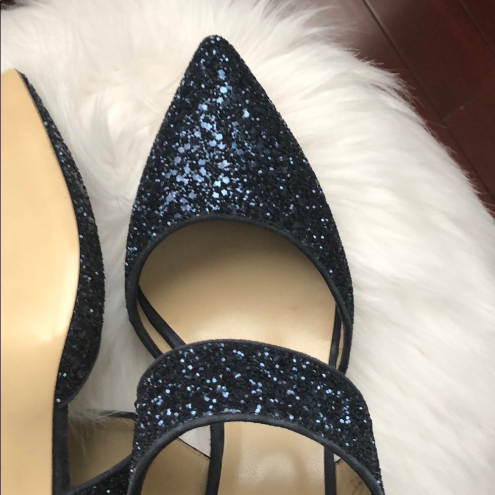 Shoes - Picture 2 of 5